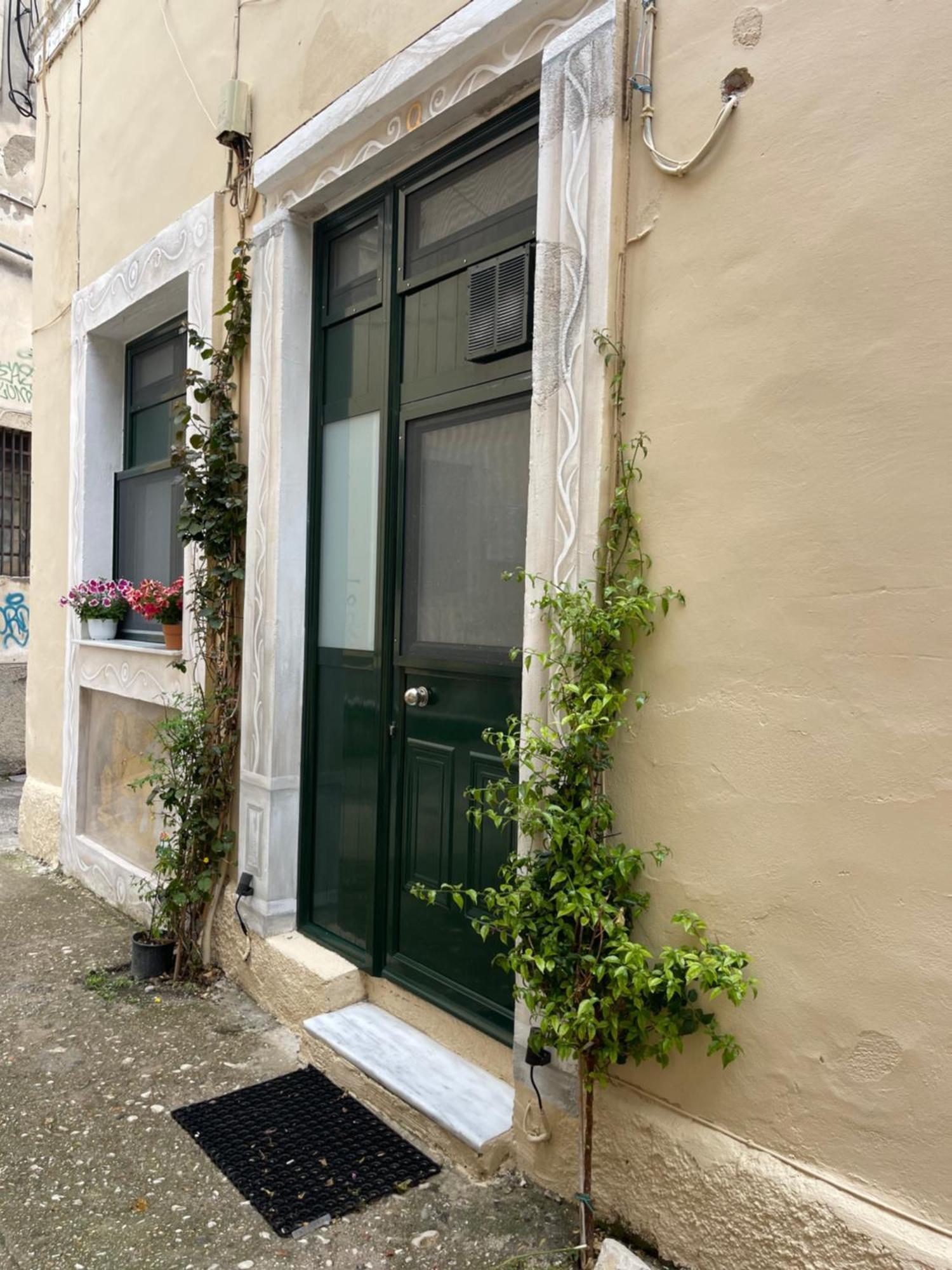 Q Rocco Apartments, Corfu Town Extérieur photo